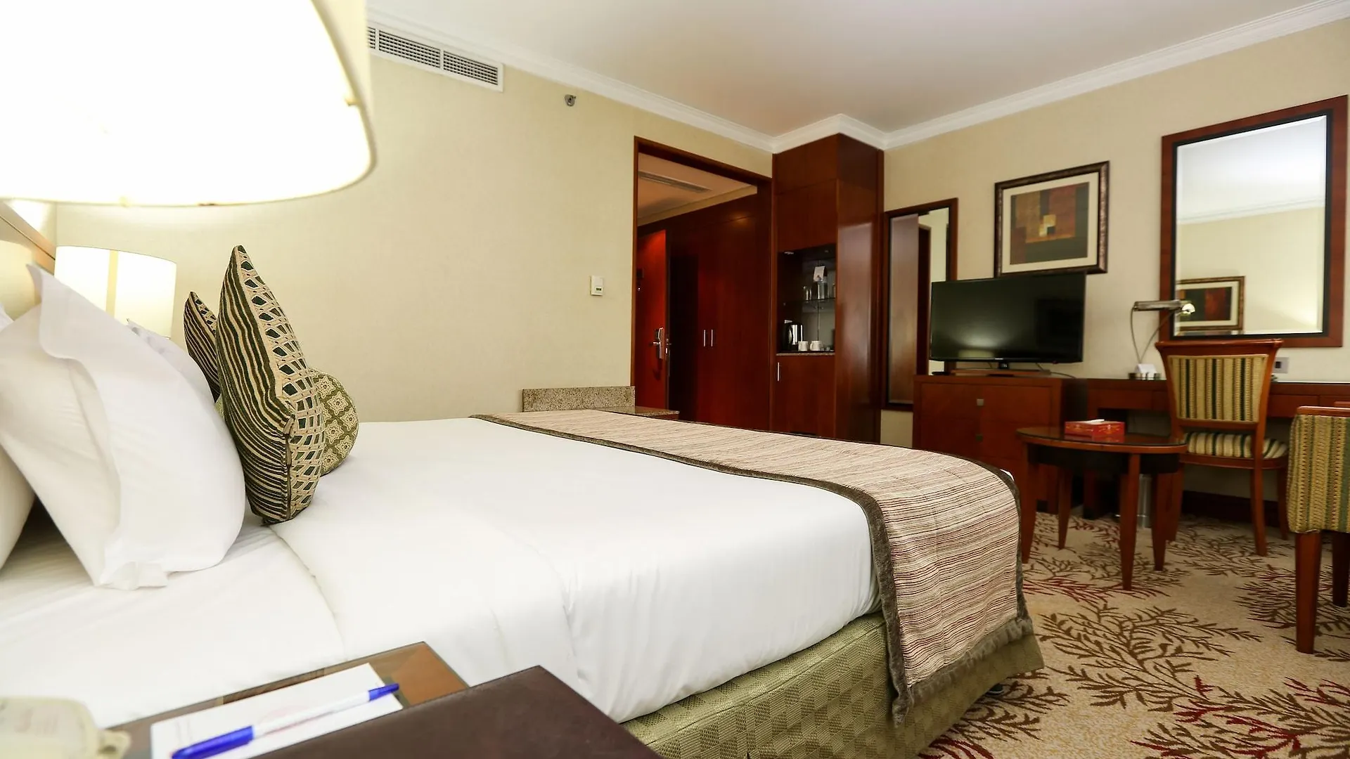 Ramee Royal Hotel Dubai