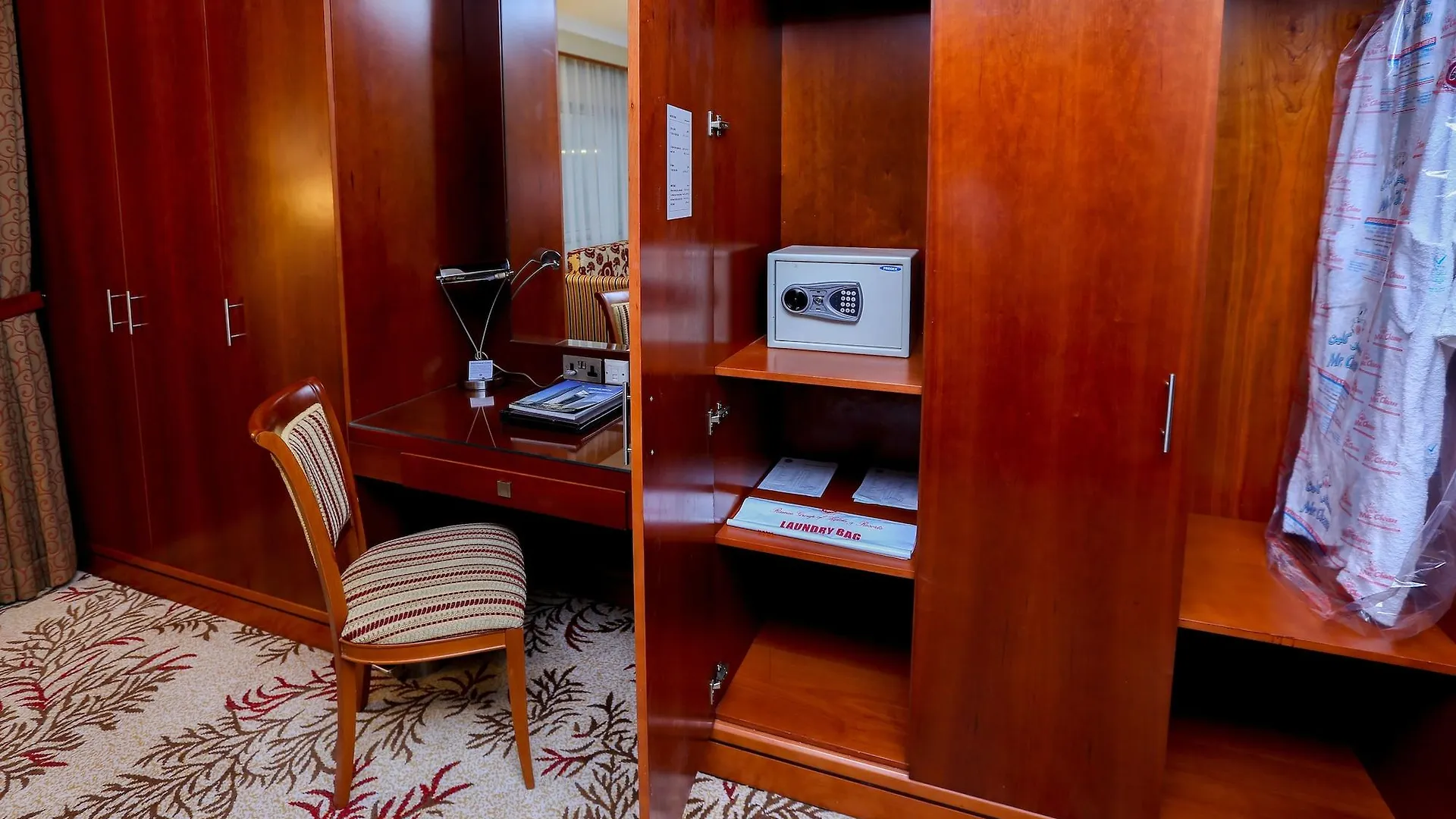 Ramee Royal Hotel Dubai